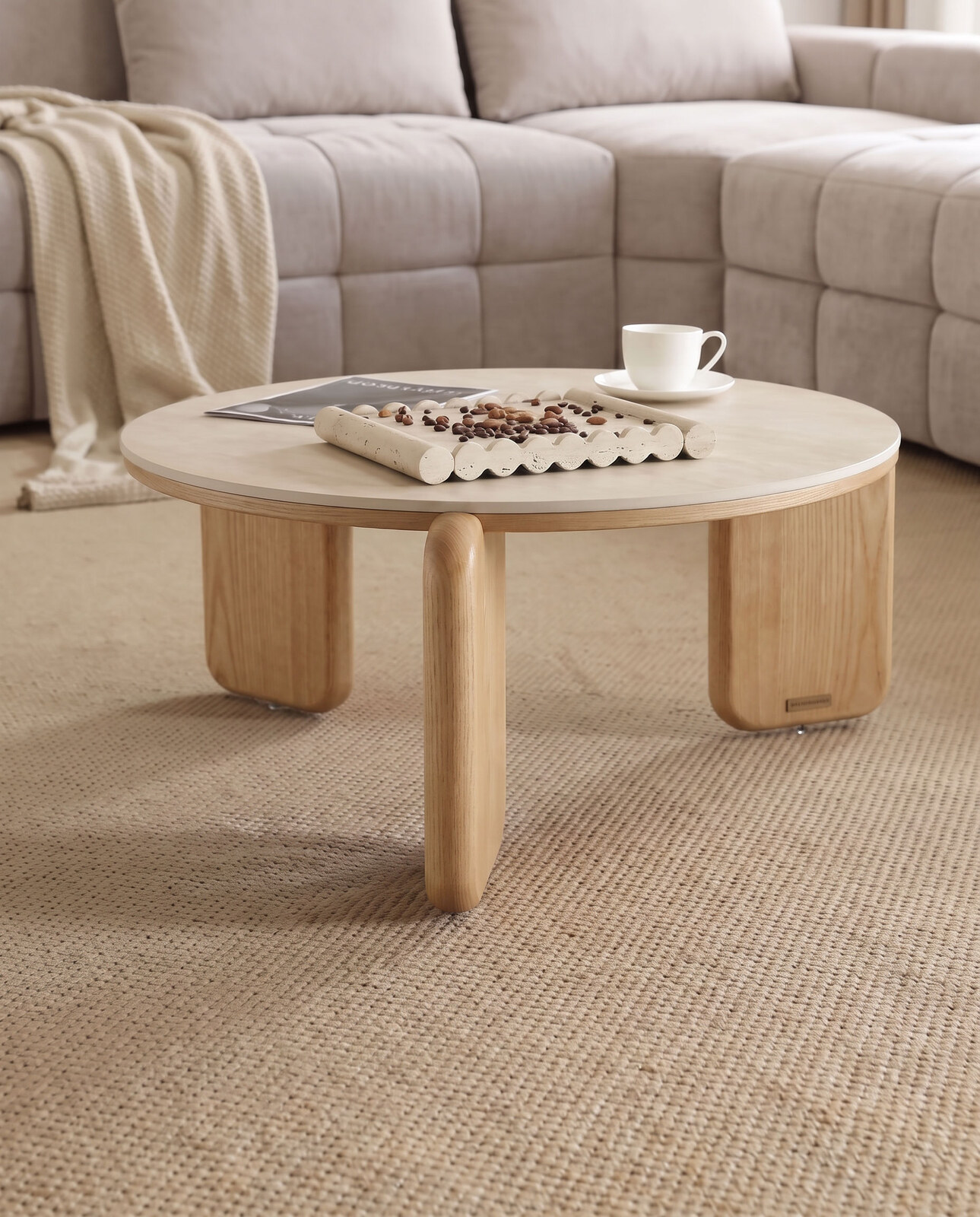The Roku in Natural Ash